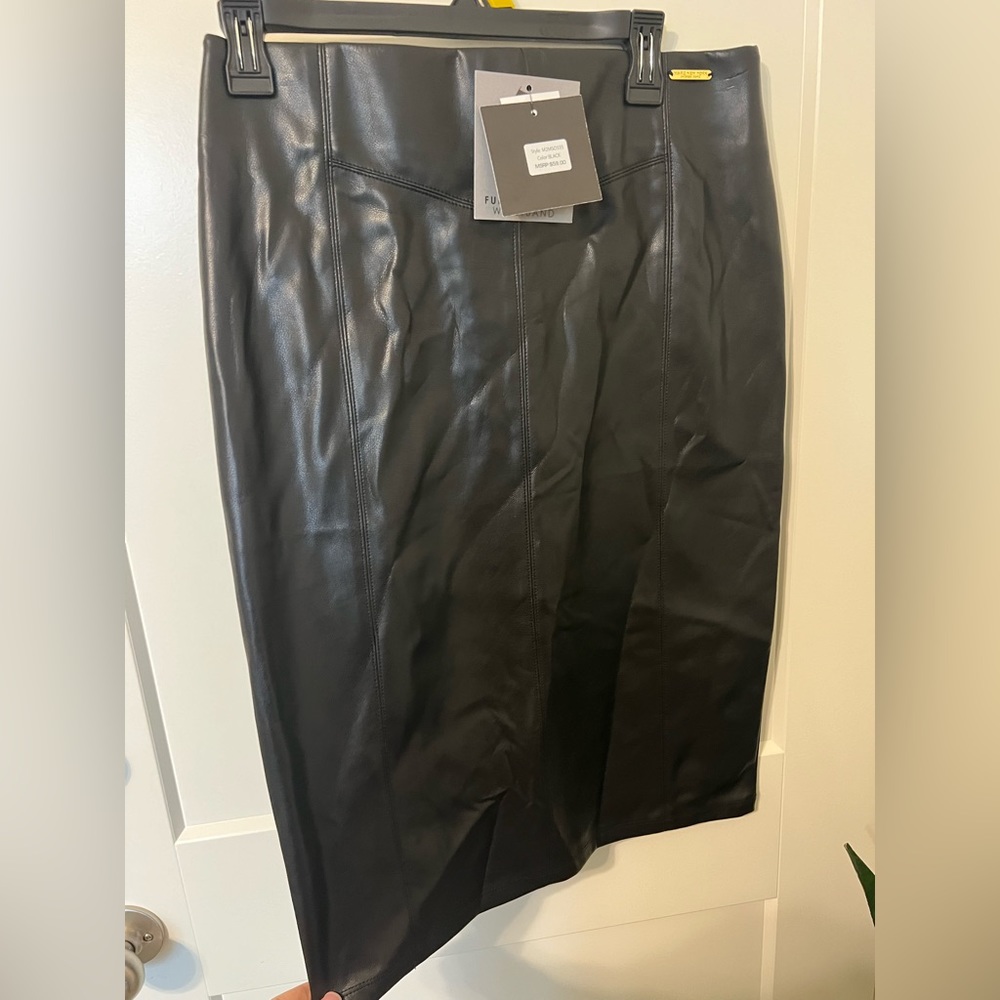 NWT Marc New York Black Stretchy Leather Skirt - Picture 3 of 6
